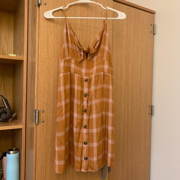 American Eagle Outfitters Dresses & Skirts - American eagle mustard grid bow dress
